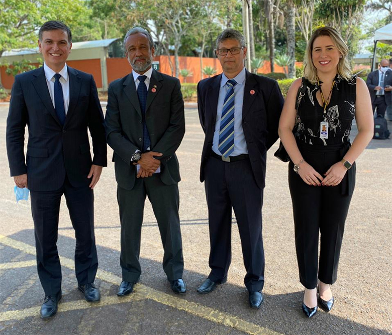 Carlos Henrique Oliveira de Sousa (Diretor Executivo da PF - DPF), Wladimir Matos Soares, Gutemberg Menezes Silva Junior (Professores do SEOP/ANP, APFs) e Susanna do Val Moore (Presidente do SINPF SP)