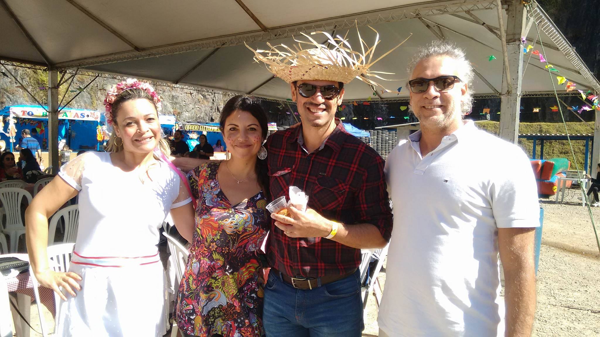 A festa aconteceu com tempo bonito, muitas pessoas, comidas típicas e energia contagiante A festa aconteceu com tempo bonito, muitas pessoas, comidas típicas e energia contagiante.